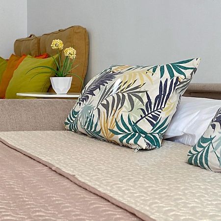Studio With Access To The Garden. Open Pool. Beach Very Close. Wifi & Netflix Free Leilighet Benalmádena Eksteriør bilde