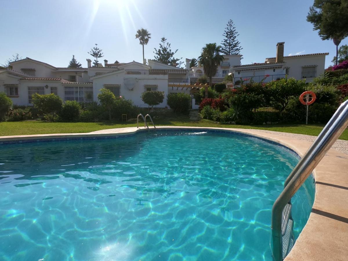 Studio With Access To The Garden. Open Pool. Beach Very Close. Wifi & Netflix Free Leilighet Benalmádena Eksteriør bilde
