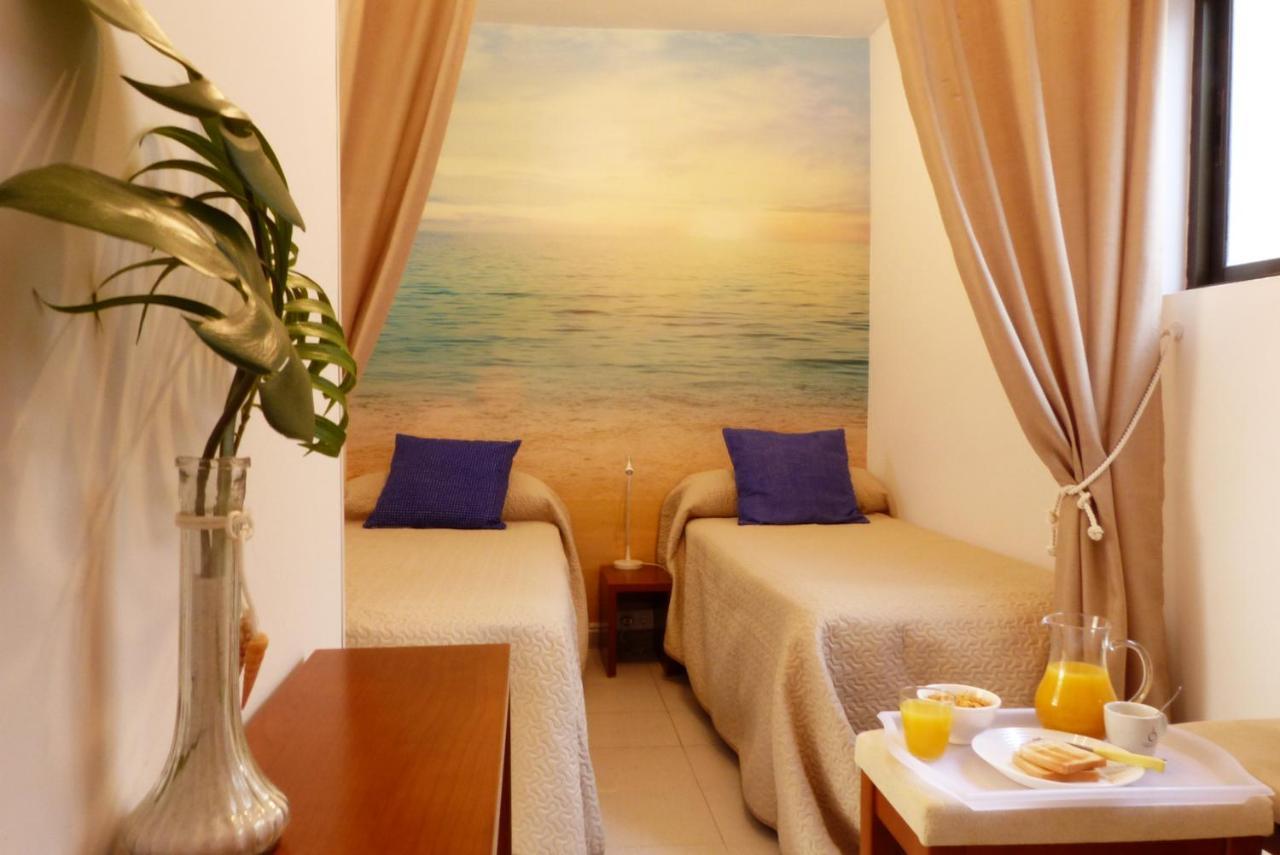 Studio With Access To The Garden. Open Pool. Beach Very Close. Wifi & Netflix Free Leilighet Benalmádena Eksteriør bilde