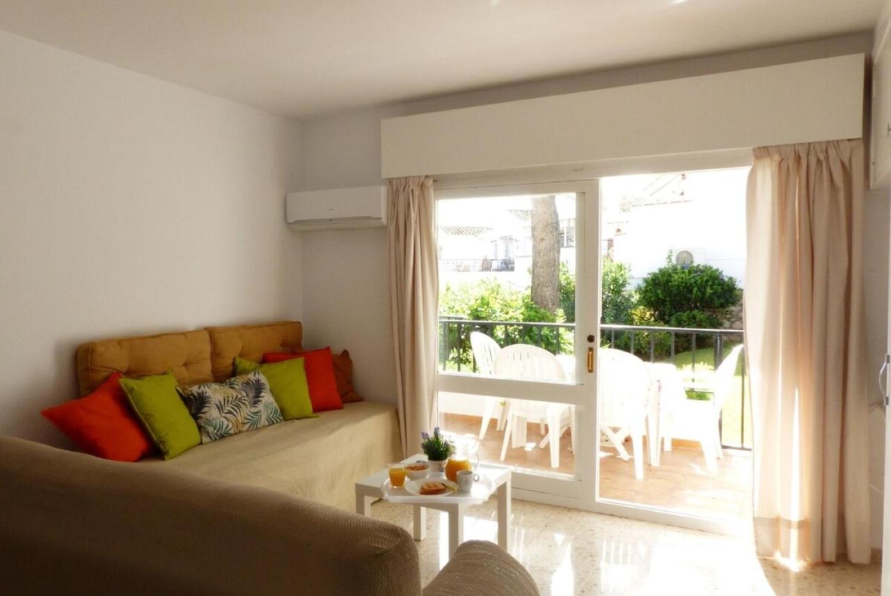 Studio With Access To The Garden. Open Pool. Beach Very Close. Wifi & Netflix Free Leilighet Benalmádena Eksteriør bilde