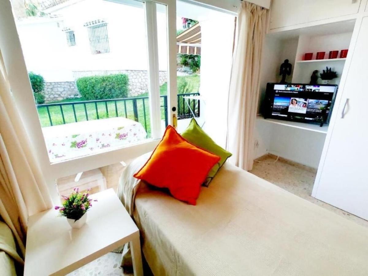 Studio With Access To The Garden. Open Pool. Beach Very Close. Wifi & Netflix Free Leilighet Benalmádena Eksteriør bilde